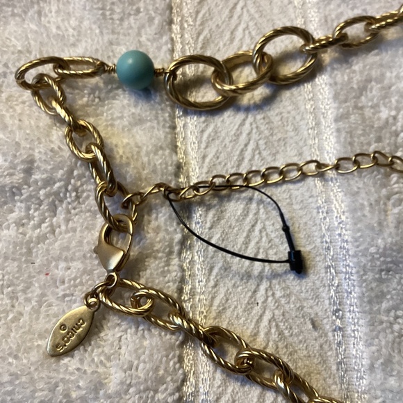 Faux Turquoise Gold Tone Necklace - Picture 4 of 4